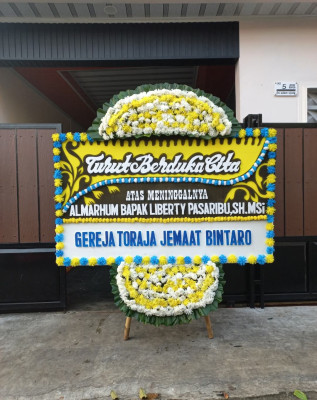 Papan Bunga Duka di Lolat